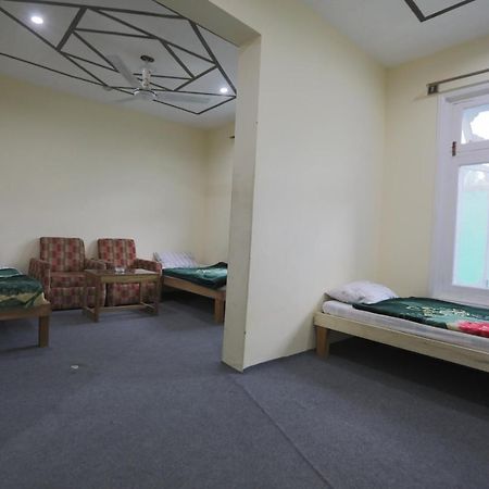 Hunza City Hotel Karimabad  Buitenkant foto