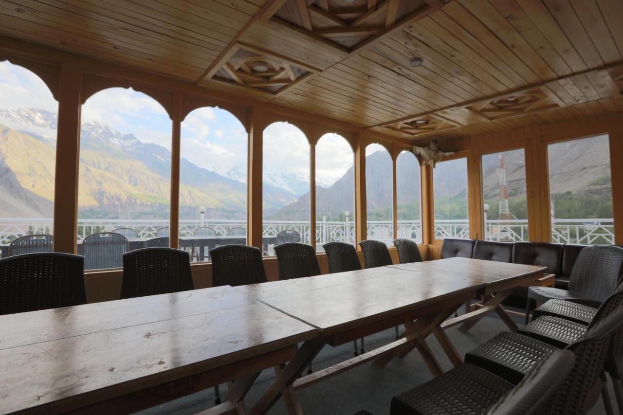 Hunza City Hotel Karimabad  Buitenkant foto