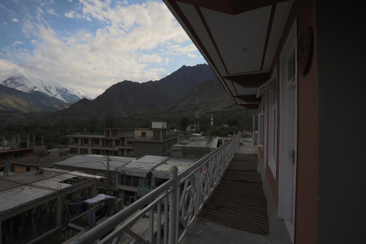 Hunza City Hotel Karimabad  Buitenkant foto